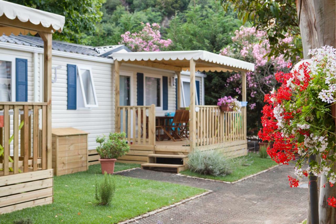 Camping Delfino Albenga Exteriér fotografie